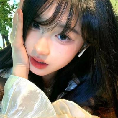 采蘑菇的夫妻
